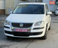 Белый Фольксваген Туран, объемом двигателя 1.6 л и пробегом 219 тыс. км за 8299 $, фото 3 на Automoto.ua