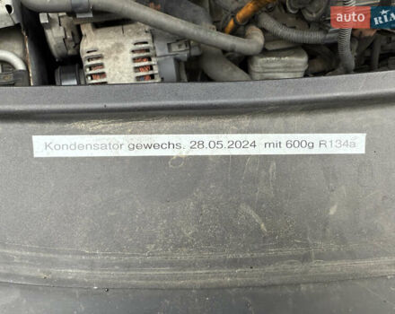 Білий Фольксваген Туран, об'ємом двигуна 1.6 л та пробігом 218 тис. км за 8499 $, фото 8 на Automoto.ua
