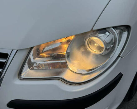 Білий Фольксваген Туран, об'ємом двигуна 1.6 л та пробігом 218 тис. км за 7999 $, фото 36 на Automoto.ua