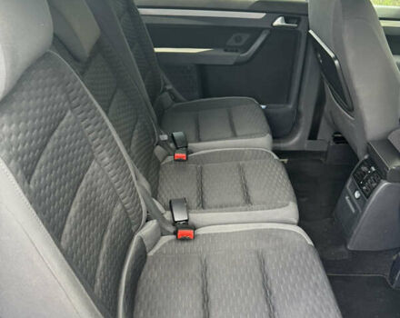 Белый Фольксваген Туран, объемом двигателя 1.4 л и пробегом 246 тыс. км за 6500 $, фото 7 на Automoto.ua