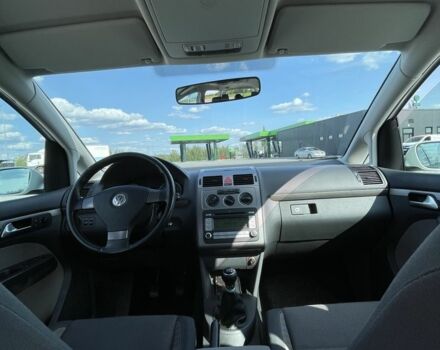 Белый Фольксваген Туран, объемом двигателя 0 л и пробегом 253 тыс. км за 8200 $, фото 10 на Automoto.ua