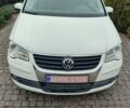 Білий Фольксваген Туран, об'ємом двигуна 2 л та пробігом 99 тис. км за 9800 $, фото 1 на Automoto.ua