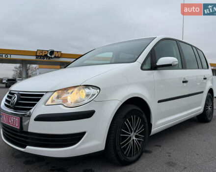 Білий Фольксваген Туран, об'ємом двигуна 1.6 л та пробігом 218 тис. км за 7999 $, фото 50 на Automoto.ua
