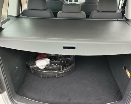 Білий Фольксваген Туран, об'ємом двигуна 2 л та пробігом 99 тис. км за 9800 $, фото 37 на Automoto.ua