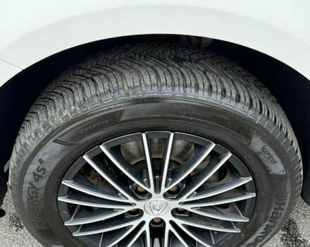 Білий Фольксваген Туран, об'ємом двигуна 1.6 л та пробігом 218 тис. км за 7999 $, фото 76 на Automoto.ua