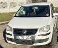 Белый Фольксваген Туран, объемом двигателя 1.9 л и пробегом 431 тыс. км за 2900 $, фото 14 на Automoto.ua