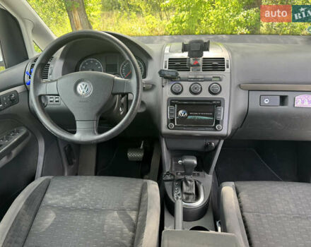 Белый Фольксваген Туран, объемом двигателя 1.4 л и пробегом 246 тыс. км за 6500 $, фото 8 на Automoto.ua