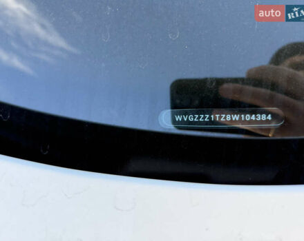 Белый Фольксваген Туран, объемом двигателя 1.6 л и пробегом 219 тыс. км за 8299 $, фото 81 на Automoto.ua