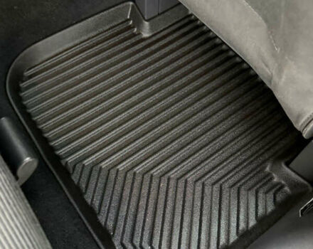 Білий Фольксваген Туран, об'ємом двигуна 1.6 л та пробігом 218 тис. км за 7999 $, фото 20 на Automoto.ua