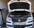 Белый Фольксваген Туран, объемом двигателя 1.6 л и пробегом 219 тыс. км за 7999 $, фото 100 на Automoto.ua