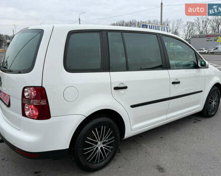 Білий Фольксваген Туран, об'ємом двигуна 1.6 л та пробігом 218 тис. км за 7999 $, фото 95 на Automoto.ua