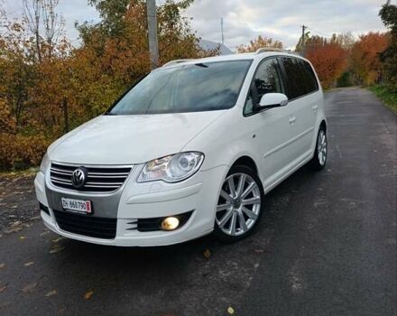 Белый Фольксваген Туран, объемом двигателя 1.4 л и пробегом 182 тыс. км за 8400 $, фото 12 на Automoto.ua