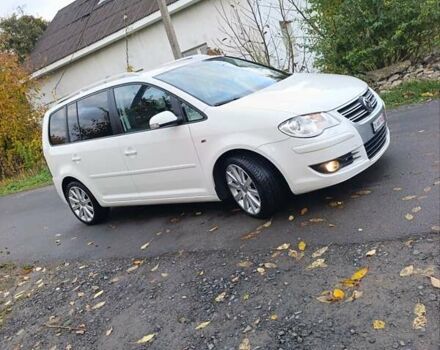 Белый Фольксваген Туран, объемом двигателя 1.4 л и пробегом 182 тыс. км за 8400 $, фото 9 на Automoto.ua