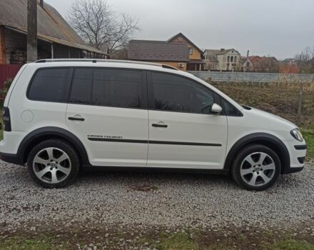 Белый Фольксваген Туран, объемом двигателя 1.4 л и пробегом 208 тыс. км за 8600 $, фото 2 на Automoto.ua