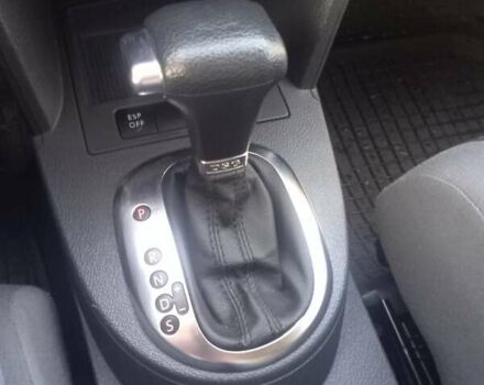 Белый Фольксваген Туран, объемом двигателя 1.39 л и пробегом 316 тыс. км за 8000 $, фото 1 на Automoto.ua