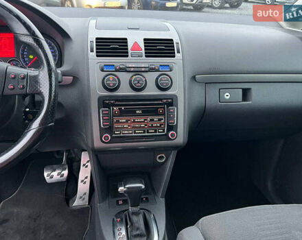 Білий Фольксваген Туран, об'ємом двигуна 1.4 л та пробігом 197 тис. км за 6490 $, фото 26 на Automoto.ua