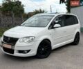 Білий Фольксваген Туран, об'ємом двигуна 1.4 л та пробігом 204 тис. км за 7950 $, фото 1 на Automoto.ua