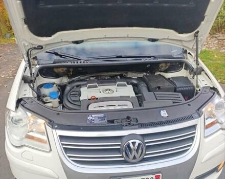 Белый Фольксваген Туран, объемом двигателя 1.4 л и пробегом 182 тыс. км за 8400 $, фото 23 на Automoto.ua