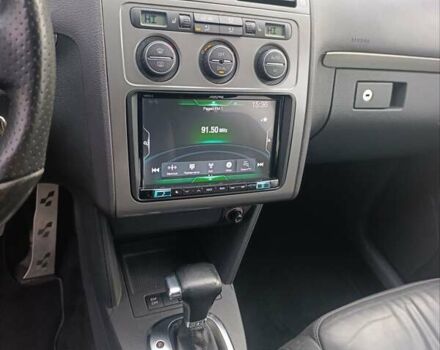 Белый Фольксваген Туран, объемом двигателя 1.4 л и пробегом 182 тыс. км за 8400 $, фото 63 на Automoto.ua