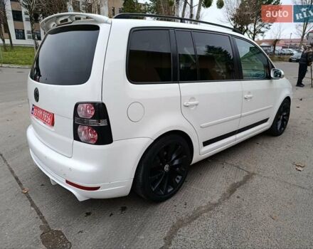 Белый Фольксваген Туран, объемом двигателя 1.6 л и пробегом 187 тыс. км за 6999 $, фото 8 на Automoto.ua