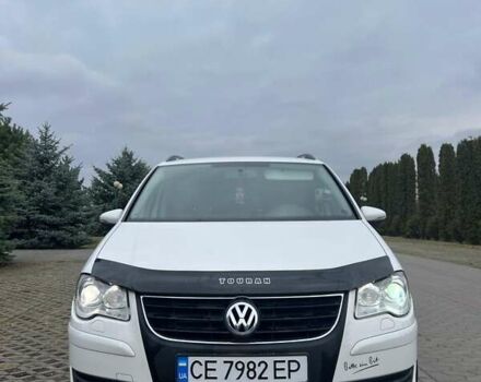 Білий Фольксваген Туран, об'ємом двигуна 1.97 л та пробігом 246 тис. км за 9350 $, фото 4 на Automoto.ua