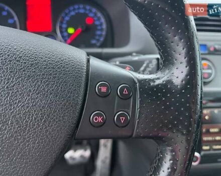 Білий Фольксваген Туран, об'ємом двигуна 1.4 л та пробігом 197 тис. км за 6490 $, фото 22 на Automoto.ua