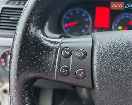 Білий Фольксваген Туран, об'ємом двигуна 1.4 л та пробігом 197 тис. км за 6490 $, фото 23 на Automoto.ua