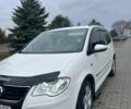 Білий Фольксваген Туран, об'ємом двигуна 1.97 л та пробігом 246 тис. км за 9350 $, фото 6 на Automoto.ua
