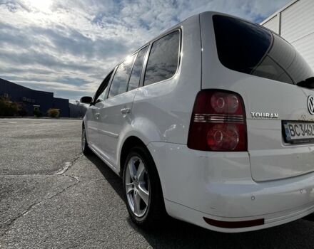 Білий Фольксваген Туран, об'ємом двигуна 1.4 л та пробігом 197 тис. км за 6300 $, фото 5 на Automoto.ua