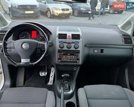 Білий Фольксваген Туран, об'ємом двигуна 1.4 л та пробігом 197 тис. км за 6490 $, фото 37 на Automoto.ua