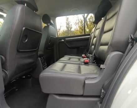 Белый Фольксваген Туран, объемом двигателя 1.4 л и пробегом 182 тыс. км за 8400 $, фото 48 на Automoto.ua