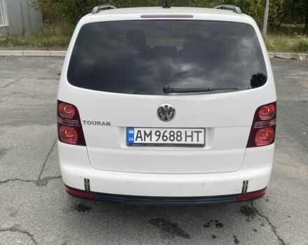 Белый Фольксваген Туран, объемом двигателя 1.4 л и пробегом 198 тыс. км за 6000 $, фото 7 на Automoto.ua