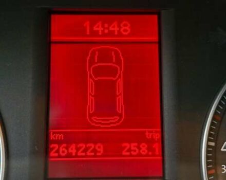 Білий Фольксваген Туран, об'ємом двигуна 1.9 л та пробігом 264 тис. км за 8200 $, фото 9 на Automoto.ua
