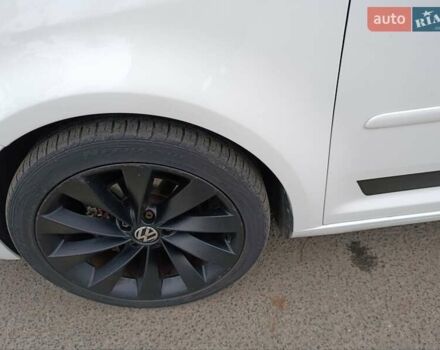 Белый Фольксваген Туран, объемом двигателя 1.6 л и пробегом 187 тыс. км за 6999 $, фото 18 на Automoto.ua