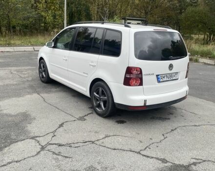 Белый Фольксваген Туран, объемом двигателя 1.4 л и пробегом 198 тыс. км за 6000 $, фото 2 на Automoto.ua