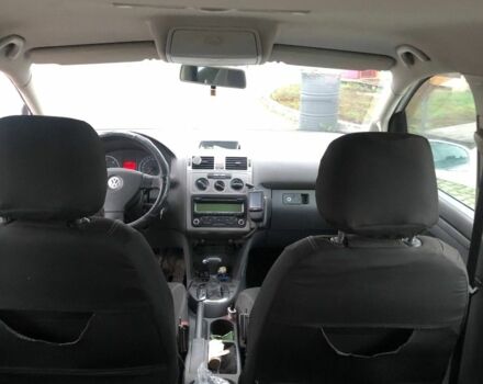 Белый Фольксваген Туран, объемом двигателя 1.9 л и пробегом 227 тыс. км за 7500 $, фото 7 на Automoto.ua