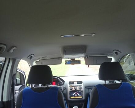 Белый Фольксваген Туран, объемом двигателя 1.4 л и пробегом 208 тыс. км за 8600 $, фото 10 на Automoto.ua