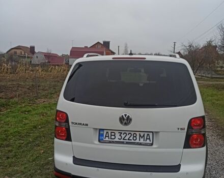 Белый Фольксваген Туран, объемом двигателя 1.4 л и пробегом 208 тыс. км за 8600 $, фото 4 на Automoto.ua