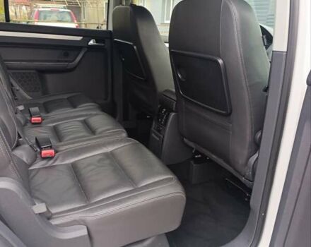 Белый Фольксваген Туран, объемом двигателя 1.4 л и пробегом 182 тыс. км за 8400 $, фото 41 на Automoto.ua