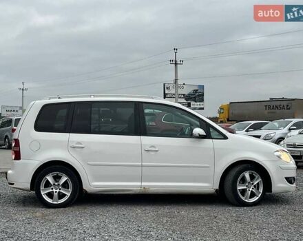 Білий Фольксваген Туран, об'ємом двигуна 1.4 л та пробігом 197 тис. км за 6490 $, фото 9 на Automoto.ua