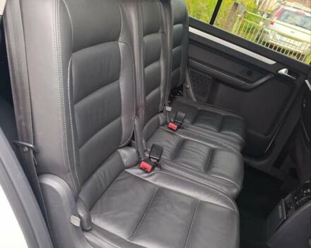 Белый Фольксваген Туран, объемом двигателя 1.4 л и пробегом 182 тыс. км за 8400 $, фото 43 на Automoto.ua