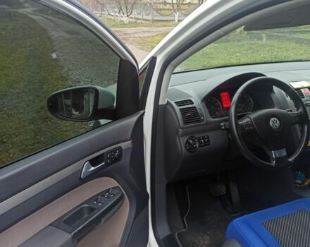 Белый Фольксваген Туран, объемом двигателя 1.4 л и пробегом 208 тыс. км за 8600 $, фото 8 на Automoto.ua