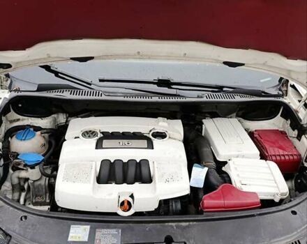 Белый Фольксваген Туран, объемом двигателя 1.6 л и пробегом 187 тыс. км за 6999 $, фото 21 на Automoto.ua