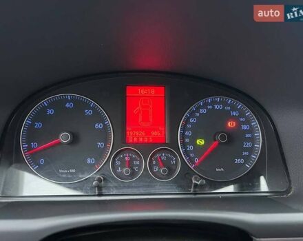 Білий Фольксваген Туран, об'ємом двигуна 1.4 л та пробігом 197 тис. км за 6490 $, фото 20 на Automoto.ua