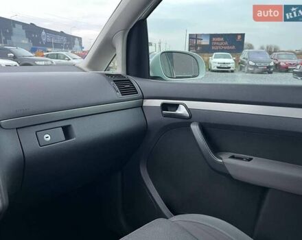 Білий Фольксваген Туран, об'ємом двигуна 1.4 л та пробігом 197 тис. км за 6490 $, фото 30 на Automoto.ua