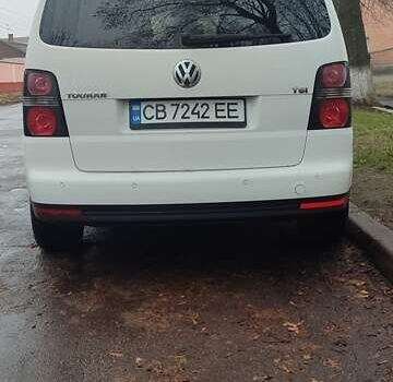 Белый Фольксваген Туран, объемом двигателя 1.39 л и пробегом 186 тыс. км за 8850 $, фото 13 на Automoto.ua