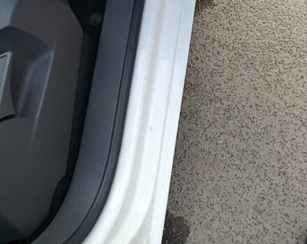 Белый Фольксваген Туран, объемом двигателя 1.6 л и пробегом 186 тыс. км за 7800 $, фото 35 на Automoto.ua