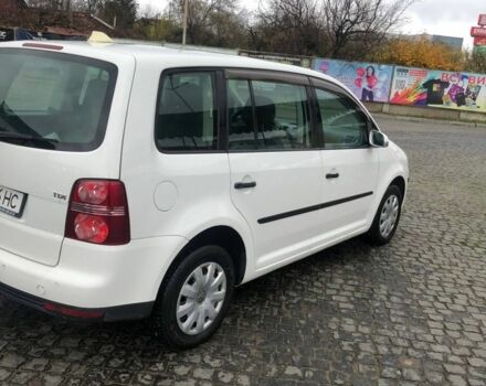 Белый Фольксваген Туран, объемом двигателя 1.9 л и пробегом 227 тыс. км за 7500 $, фото 3 на Automoto.ua