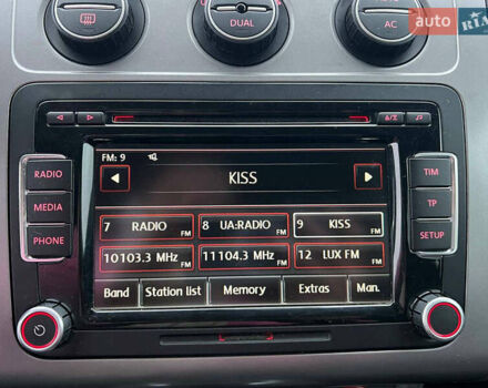 Білий Фольксваген Туран, об'ємом двигуна 1.4 л та пробігом 197 тис. км за 6490 $, фото 28 на Automoto.ua