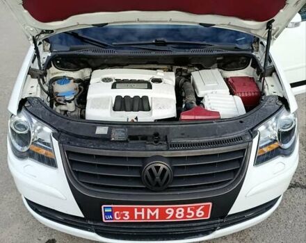 Белый Фольксваген Туран, объемом двигателя 1.6 л и пробегом 186 тыс. км за 7800 $, фото 46 на Automoto.ua